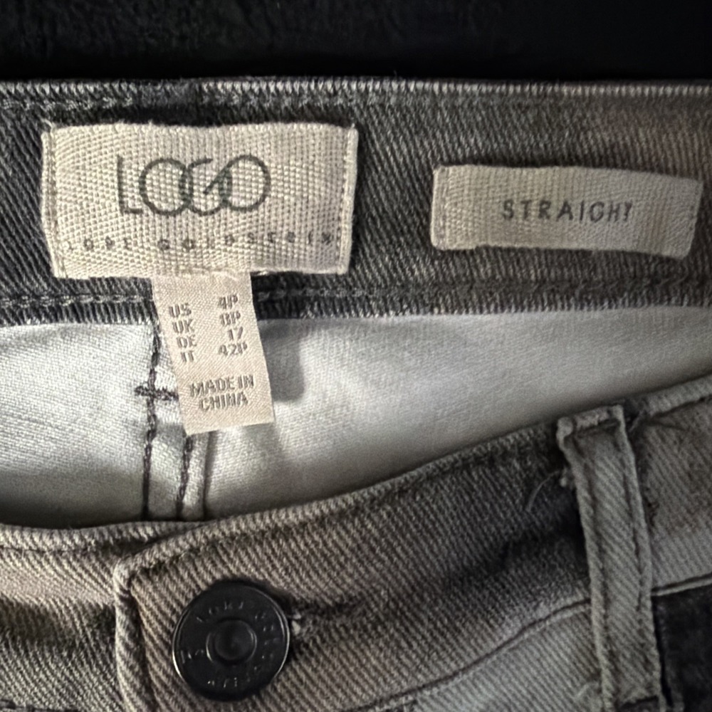LOGO by Lori Goldstein Straight Leg Cargo Jeans Grey Combo Petite 4 A630407 - Picture 5 of 9